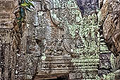 Preah Khan - bas-reliefs of the inner temple